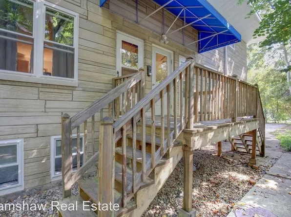 509 W Main St, Urbana, IL 61801