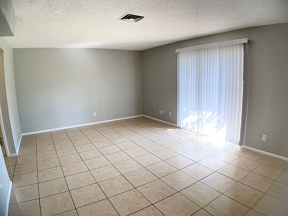 2nd image of 2320 E 21st St Unit 302