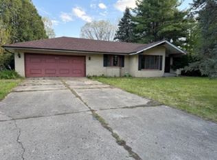 1041 Donna Dr, Belvidere, IL 61008