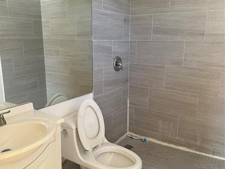 4350 SW 72nd Ter — Photo 10