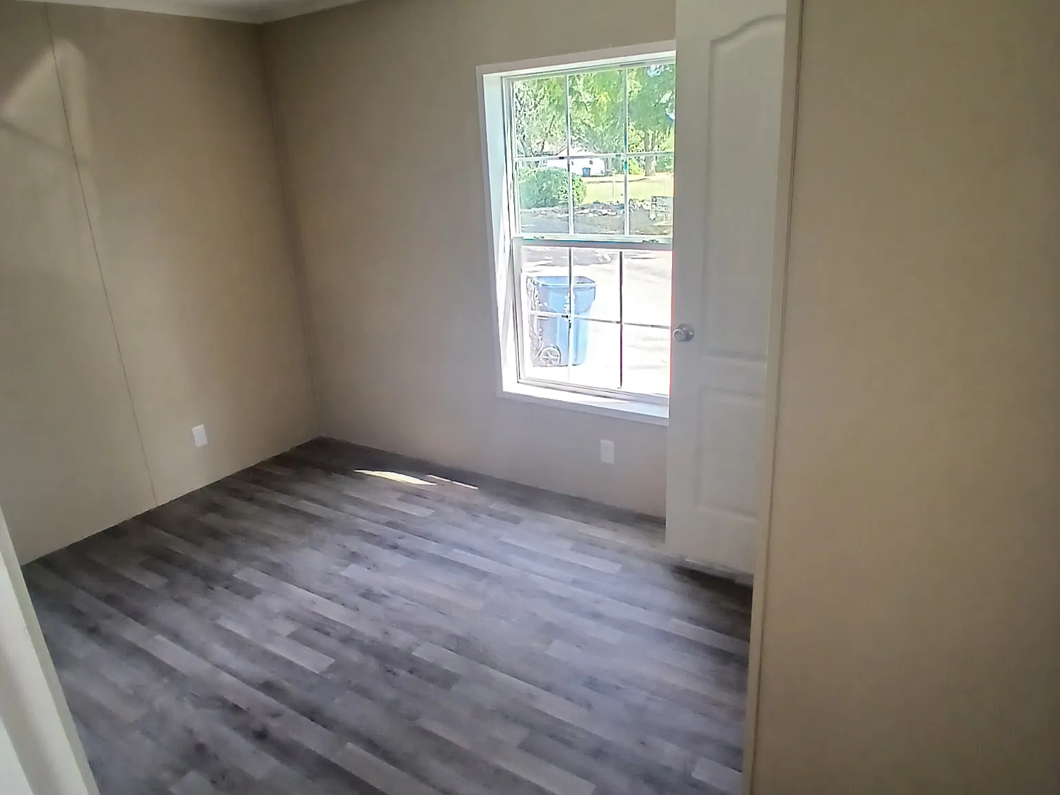 2 bed, 728 sqft, $945 — Photo 4