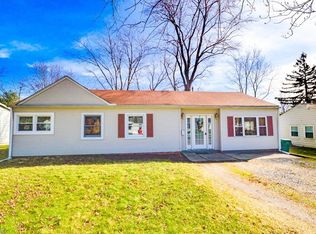 4935 Belle Meadow Rd, Mentor, OH 44060