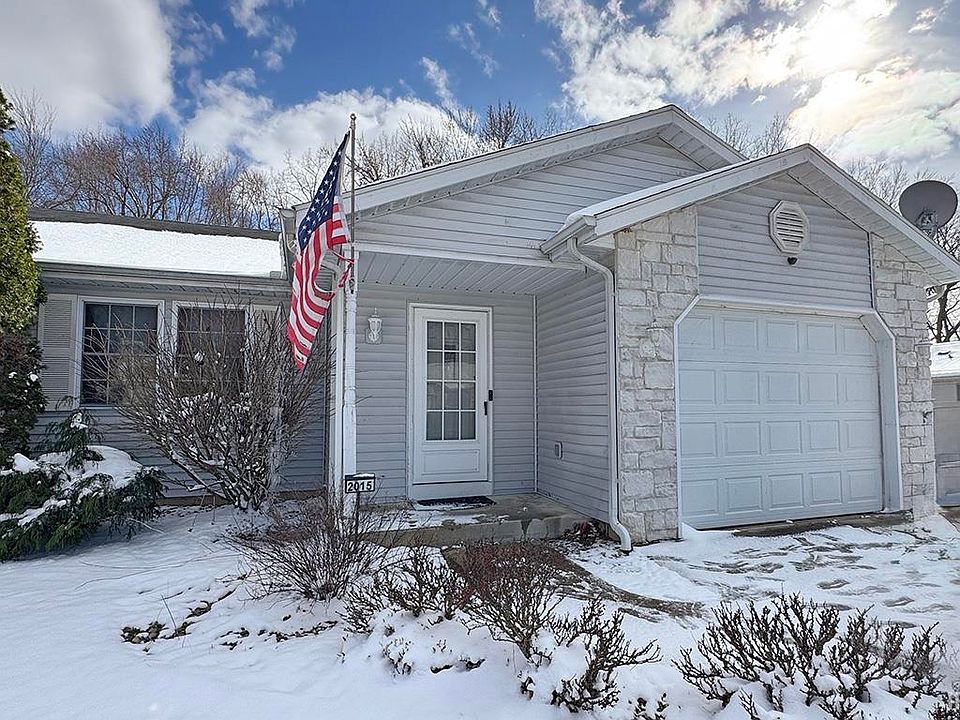 1st image of 2015 Autumn Ridge Ln