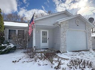 2015 Autumn Ridge Ln, Elkhart, IN 46514