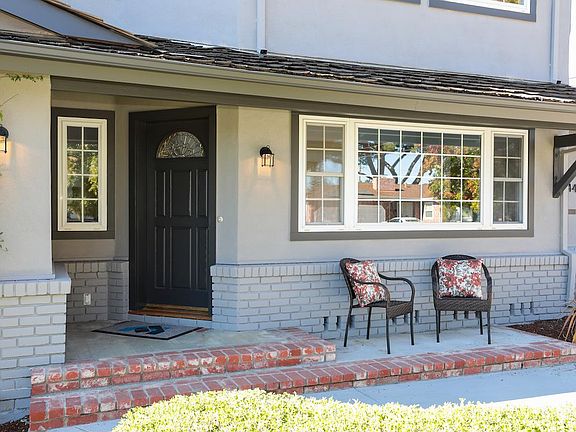 3rd image of 1445 Glenmoor Way