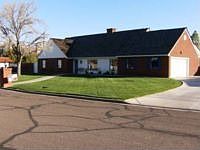 1st image of 453 W Hillview Cir