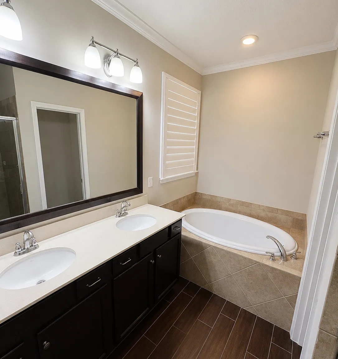 274 Spring Park Ave — Photo 4