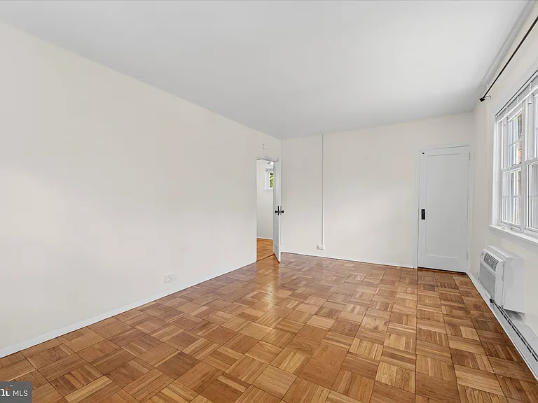 3226 Gunston Rd — Photo 24