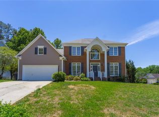 3300 Peninsula Dr, Jamestown, NC 27282
