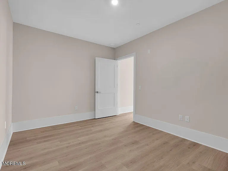 218 3rd Ave #203 — Photo 14