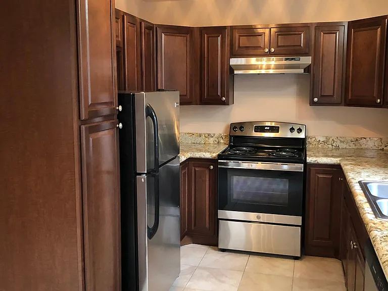 Granite countertops, all new appliances