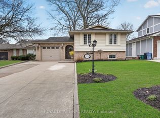 7438 Petrullo Ct, Niagara Falls, ON L2H 2K4
