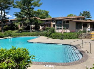 35 Sierra Vista Ln, Valley Cottage, NY 10989