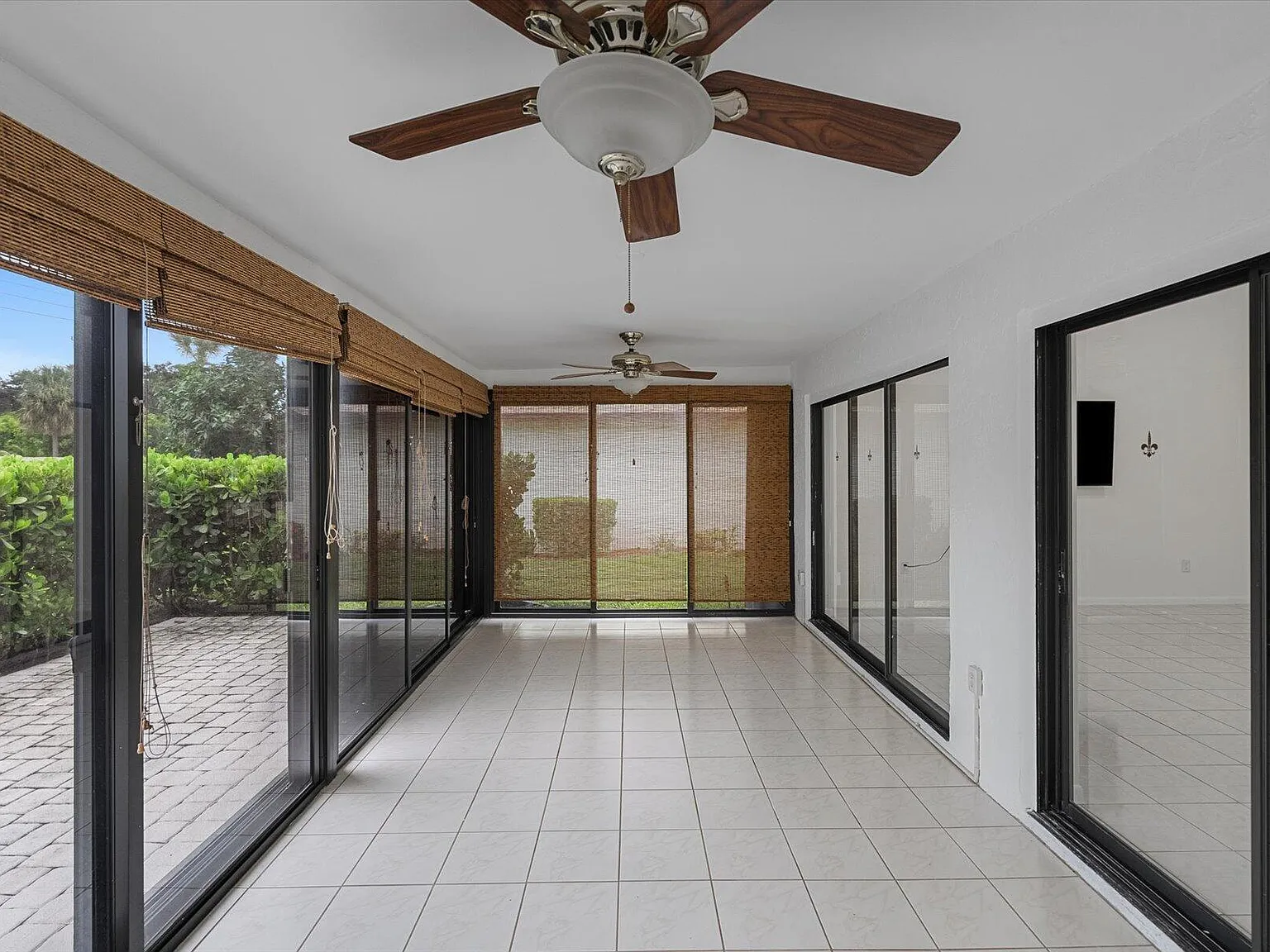 2 bed, 2.0 bath, 1179 sqft, $2,350 — Photo 4