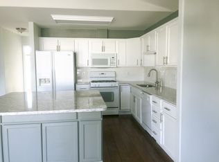 239 Whisper Ridge Cir #B, Anchorage, AK 99504