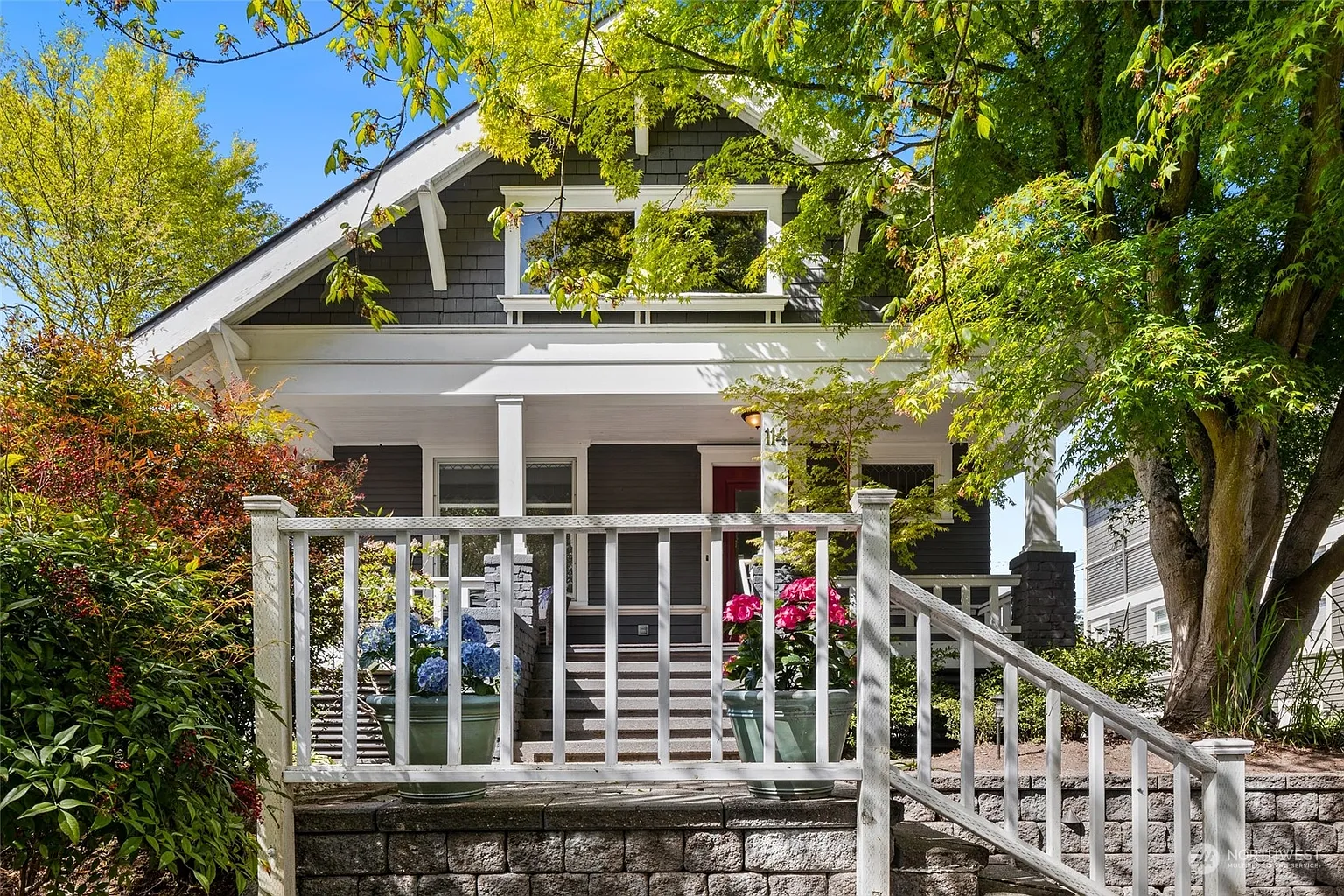 114 W Smith Street photo 1