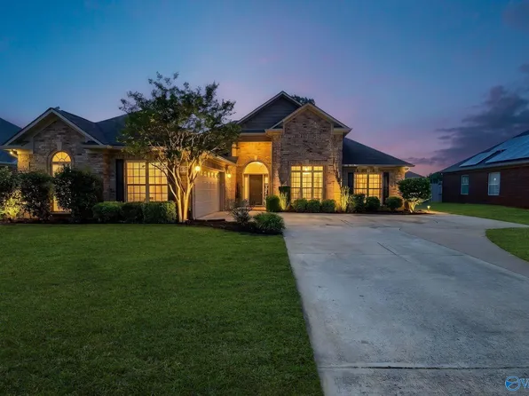 14573 Norfleet Dr, Athens, AL 35613