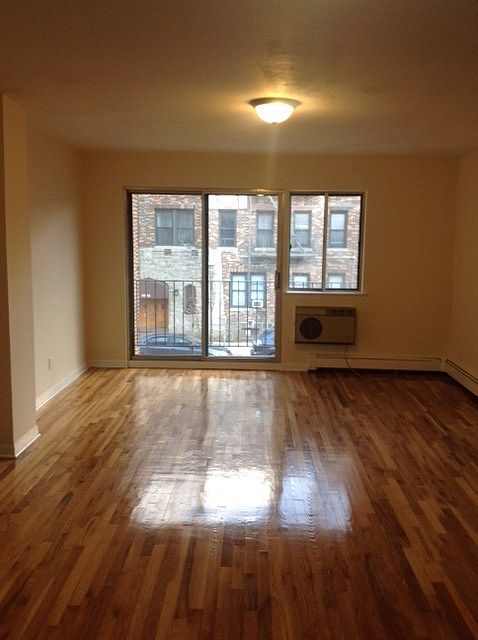 1st image of 3319 28th St #2