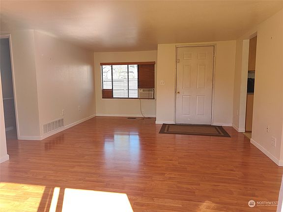4th image of 14617 75th st Court E