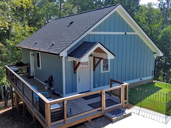 910 Knottywood Dr, Lavonia, GA 30553