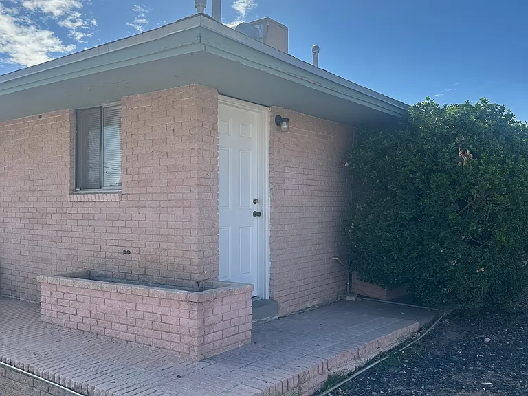 4929 Byron St #1 — Photo 3