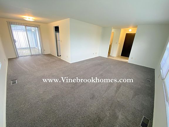 3rd image of 5918 Troy Villa Blvd