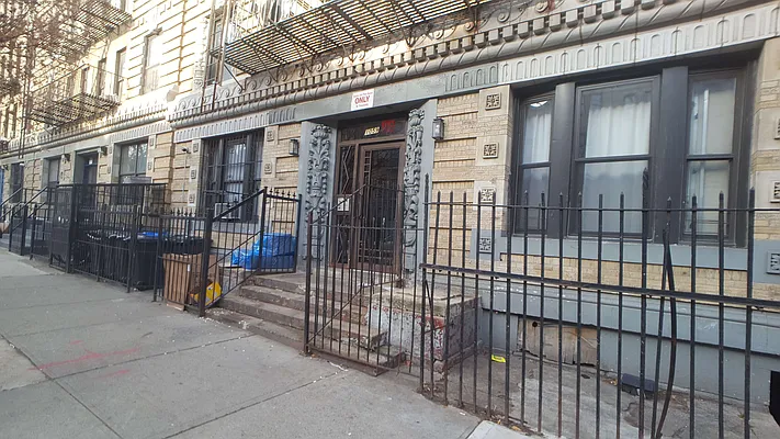 Rented by Evergreen Apartments BK | media 18