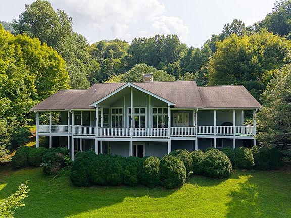 4th image of 2517 River Rd
