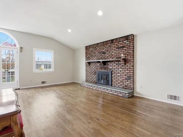 163-15 84th Street image 13 of 32