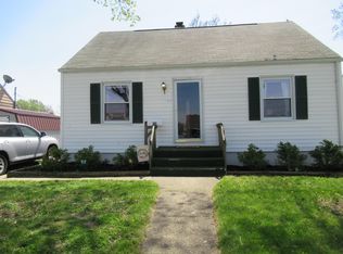 1715 N Sweetbriar Ln, Springfield, OH 45505