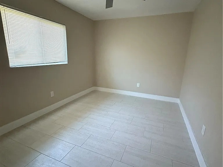3608 SW 7th Pl — Photo 10
