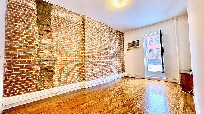 Rented by JK Dansar Corp | media 2