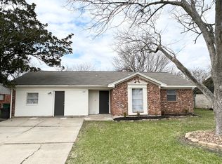 109 Houston St, Angleton, TX 77515