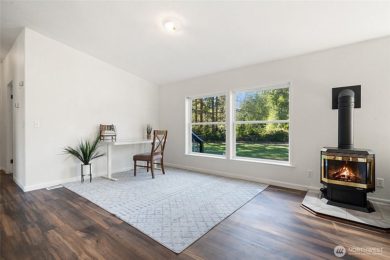 5th image of 5187 SW Paradise Lane