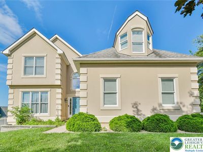 1902 Grouse Ct, Easton, PA, 18040