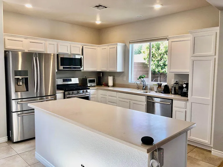 11256 Woodland Violet Ave — Photo 2