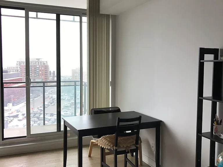 318 King St E #1012 — Photo 4
