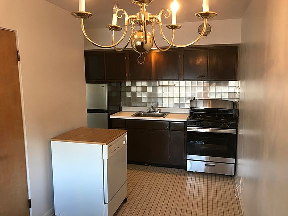 5th image of 7444 Franklin St #1NE