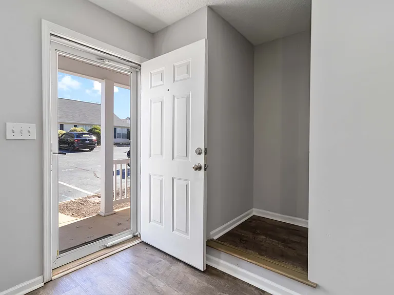 44 Hayfield Ln — Photo 19
