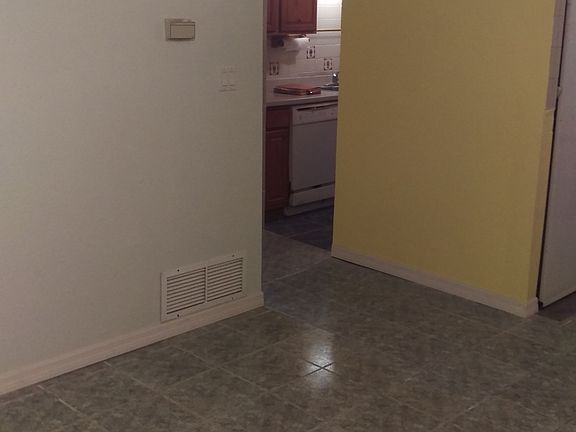 5th image of 4282 Kirkland Blvd