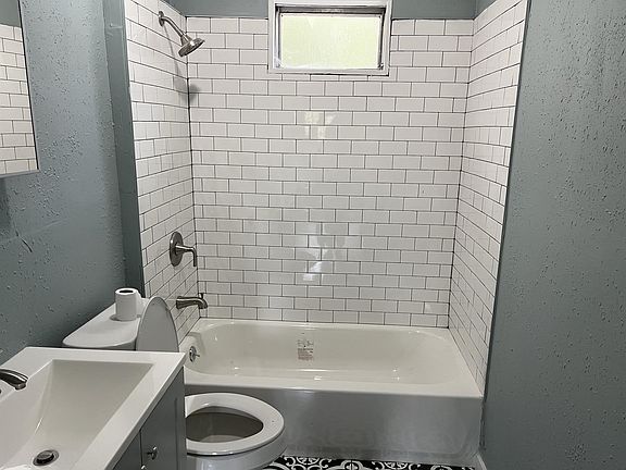 3rd image of 13 Virginia Ave