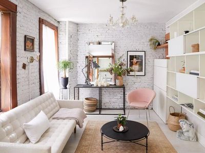 412-414 10th St APT 2D, New York, NY, 10009