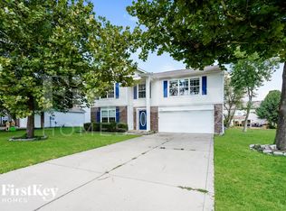 952 Braun Dr, Greenfield, IN 46140