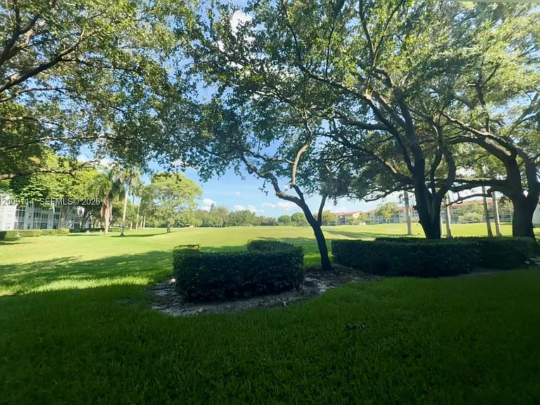 12800 SW 7th Ct #102G — Photo 9