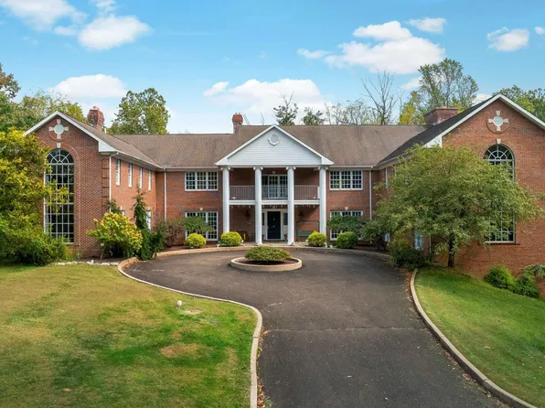 1390 Old Jacksonville Rd, Ivyland, PA 18974