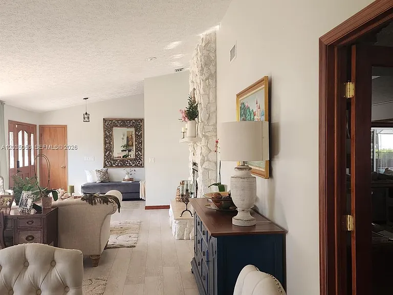 6101 Palmetto Dr — Photo 56