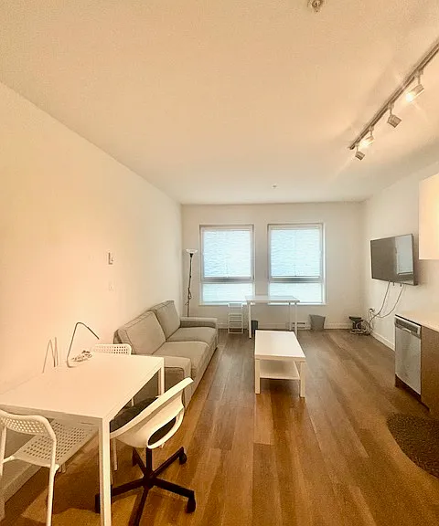 303 E Pender St — Photo 32