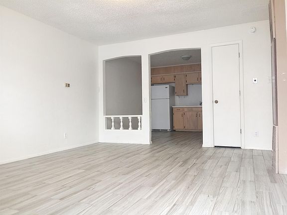 2nd image of 3605 Sheridan St #10688669