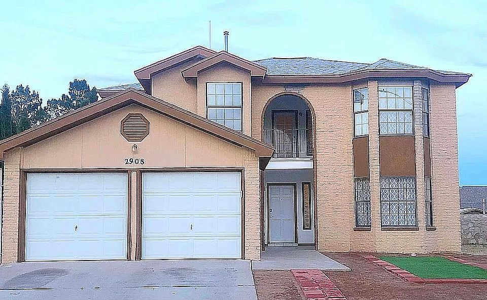 1st image of 2908 Camarena Pl