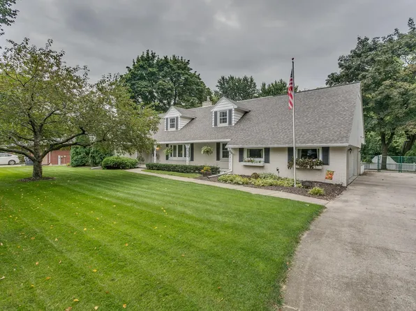 1001 E Forest Ave, Neenah, WI 54956